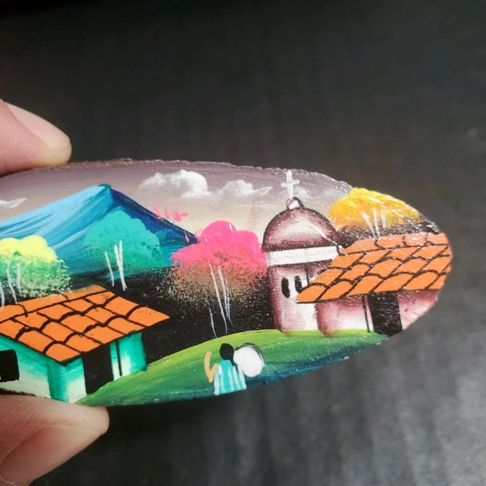 Handpainted Oval Natural Wood Refrigerator Magnet Miniature Village Painting‎